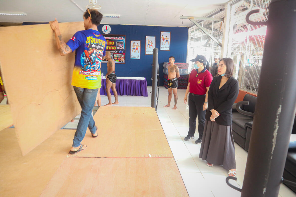 RHLS HOLDING - Supporting boxing activities at Pra Yom Sor Binlah Gym, Pak Panang Prison RHLS HOLDING - Supporting boxing activities at Pra Yom Sor Binlah Gym, Pak Panang Prison