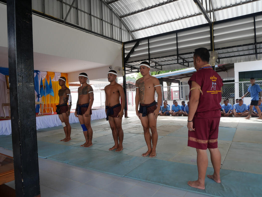 RHLS HOLDING - Visited the Sor Wangchan Look Phrayom Muay Thai Gym