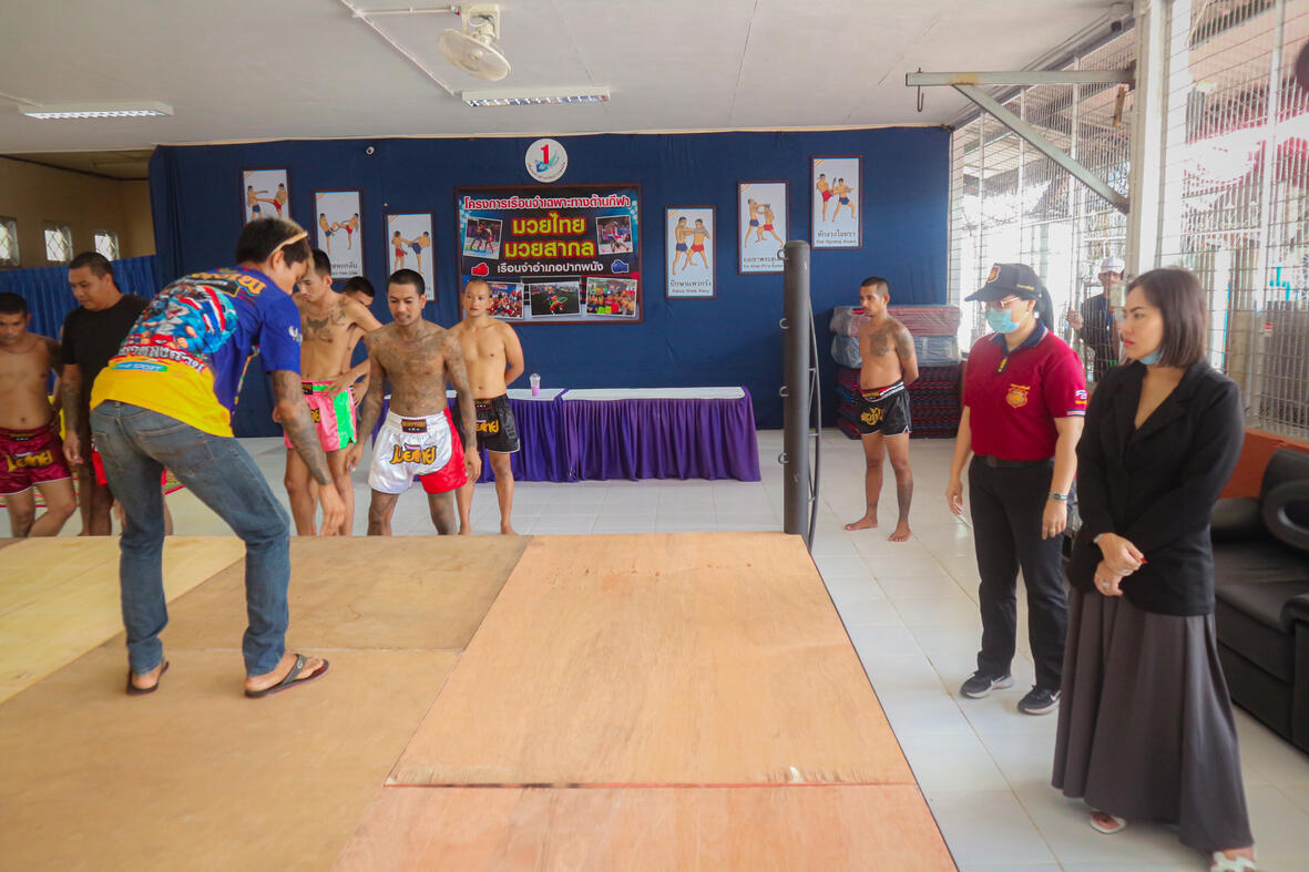 RHLS HOLDING - Supporting boxing activities at Pra Yom Sor Binlah Gym, Pak Panang Prison